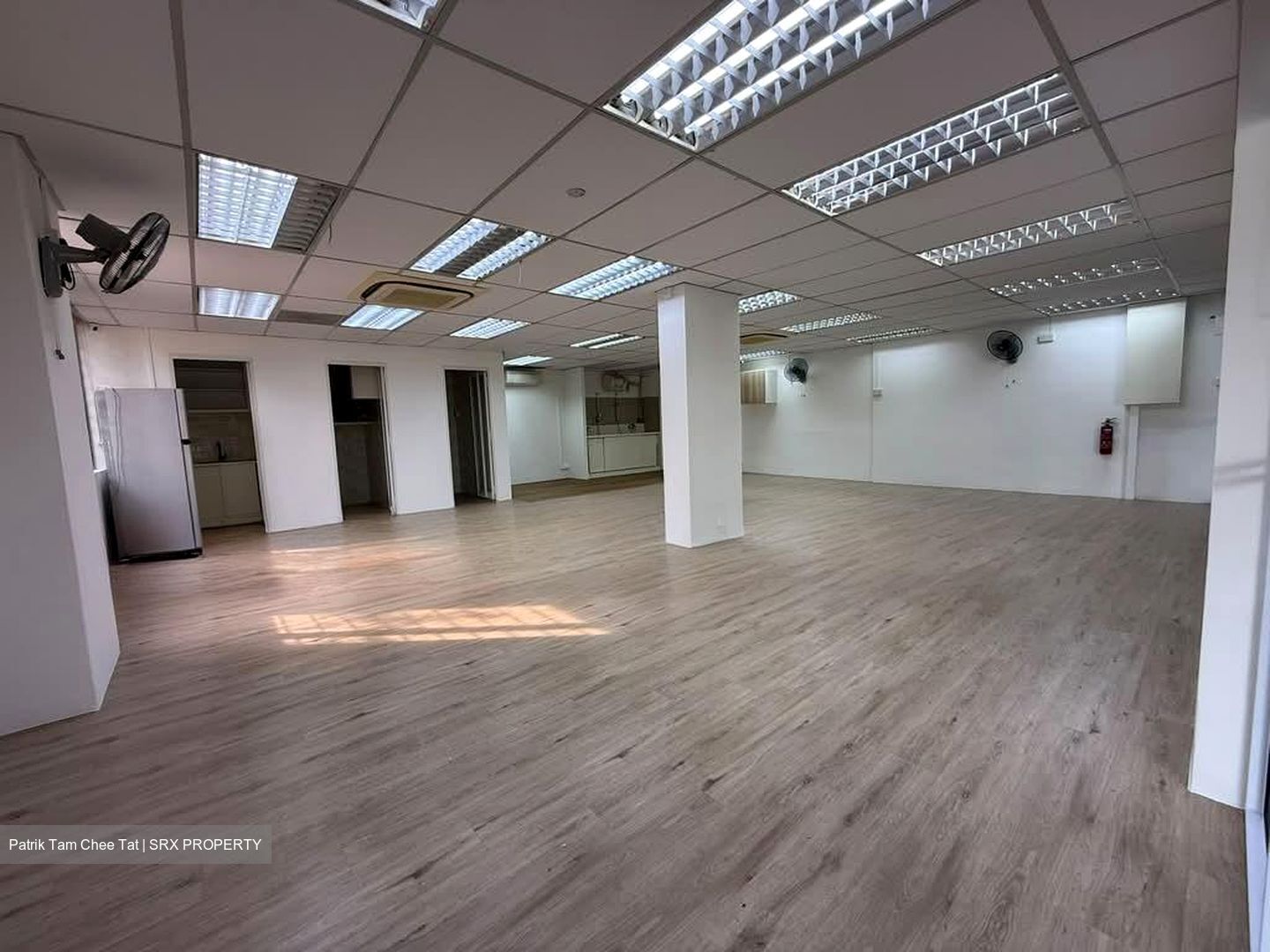 Cashew Park Condominium (D23), Shop House #608359151